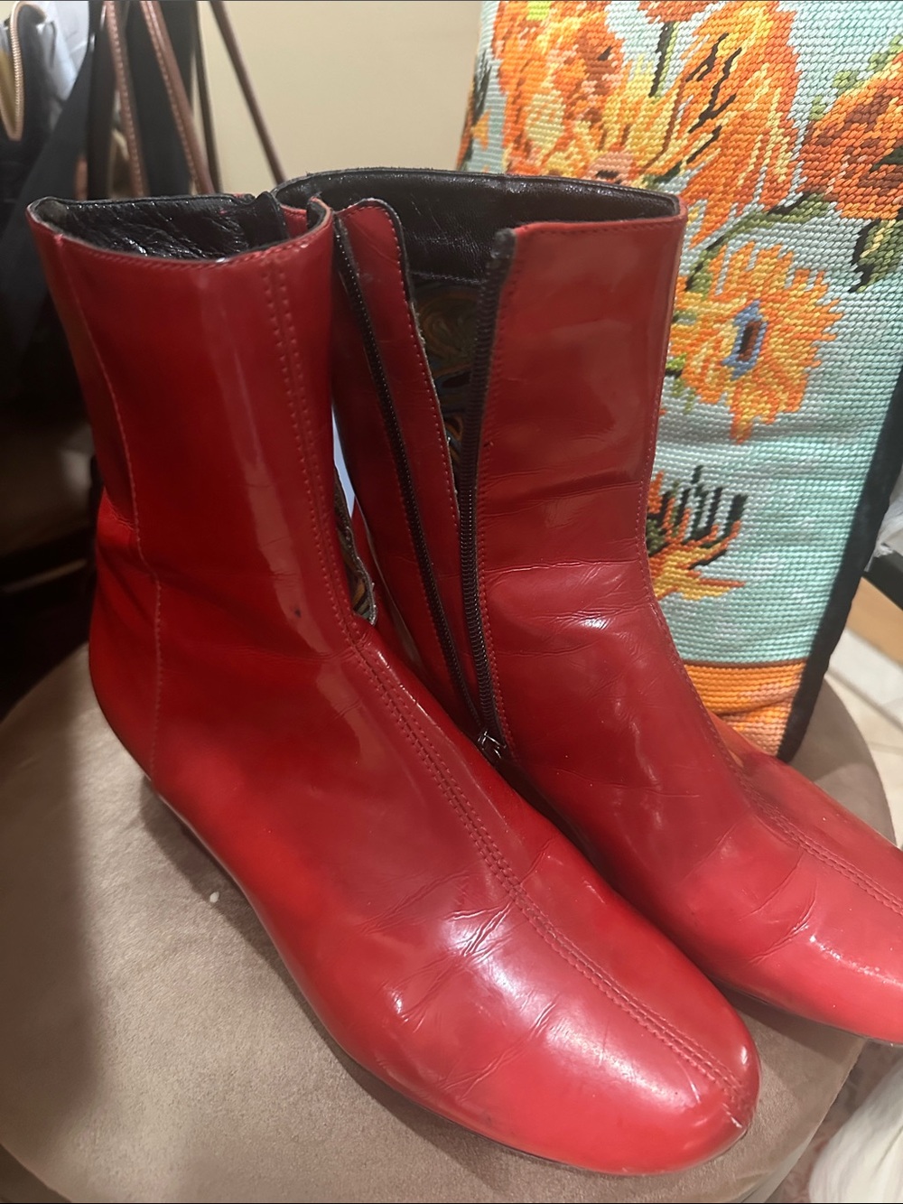 Aquatalia Red Parent Leather Women's Ankle Boots - Sleek Zipper Design size 10